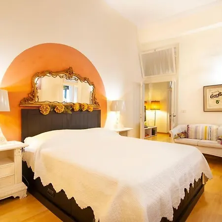 Piazza Delle Erbe Luxury House *